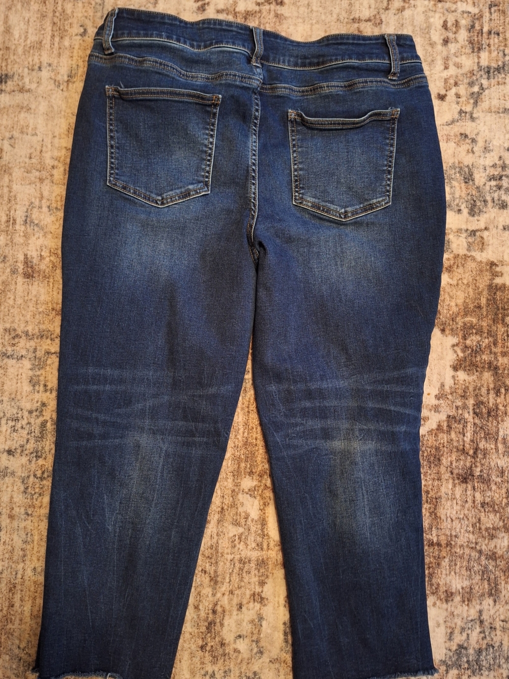 Maurices Distressed Crop Jeans. Sz 18 - Picture 2 of 4
